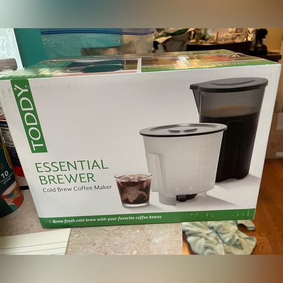 Toddy Essential Brewer Cold Brew Coffee Maker, NWT - Picture 2 of 5